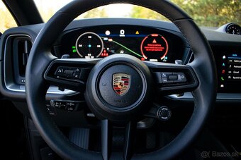 Porsche Cayenne Coupe - 4