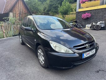 Peugeot 307 1.4 benzín - 4