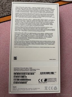 Apple iPhone SE 2020 - 4