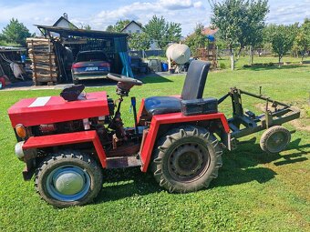 Malotraktor, hydraolika, uzávierka, rychlospojky na vyklápan - 4