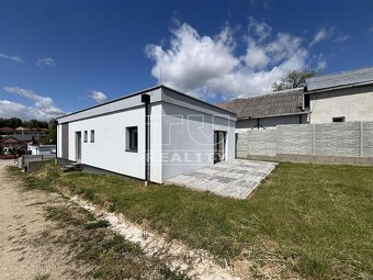 EXKLUZÍVNE IBA U NÁS MODERNÝ 4-IZBOVÝ RODINNÝ DOM DEŽERICE - 4