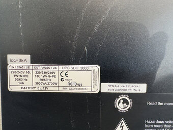 Záložný zdroj Riello UPS SDH 3000 A5 + EATON UPS Ellipse ECO - 4