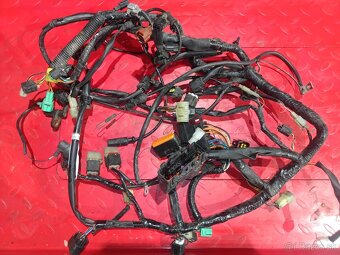 Predám ND Suzuki DL 650 V-strom do r.v. 2010 - 4