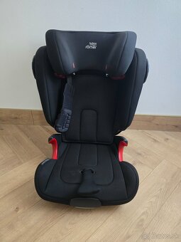 Autosedačka Britax Römer - 4
