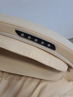 Predám luxusné masážne kreslo - 4