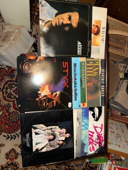 Predám gramofón +platne - 4