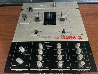 Vestax - 4