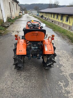 KUBOTA B10 - 4