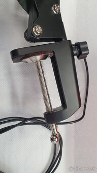 Stolová LED lampa s lupou - 4