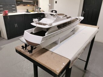 Napredaj RC Yachta - 4