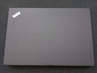 predám Lenovo thinkpad x260 ,Intel(R) Core™i3 , 8gb ram - 4