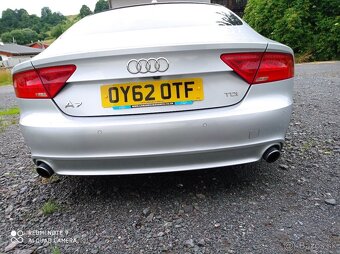 pravé zadné dvere Audi A7 4G (farba: LA7W) - 4