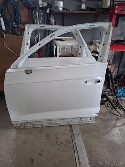 Predam dvere na Touareg III - 4