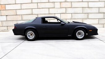 Chevrolet Camaro 5.0 V8 manuál 1988 128 kW - 4