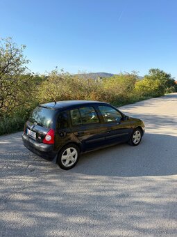 Renault clio 1.4 16V - 4