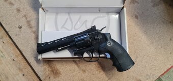 Dan Wesson 4 - 4