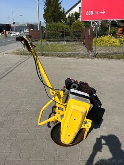 Rucne Vedeny Vibracny valec Bomag BW 55 E - 4