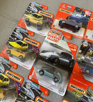 autíčka / modely / angličáky MATCHBOX - 4