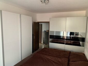 Prenajom 2 izboveho bytu s parkovanim Bratislava - Trnavka - 4