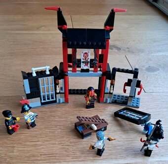 Lego Ninjago 70591 Útek z väzenia Kryptarium - 4