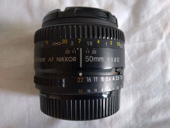 Nikon AF Nikkor 50mm f/1.8D - 4