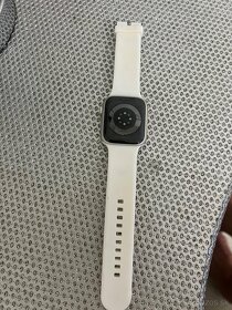 Apple Watch 8 - 4