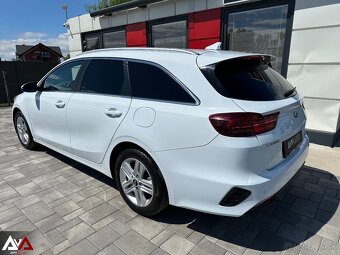 Kia Ceed SW 1.6 CRDi A/T Gold, Pôvodný lak, Navi, SR - 4