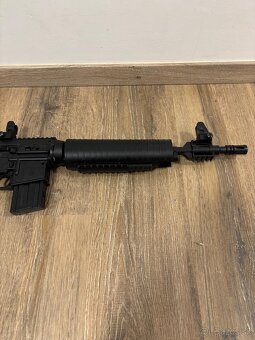 VZDUCHOVÁ PUŠKA .177 (4,5MM) CROSMAN M4-177 - 4