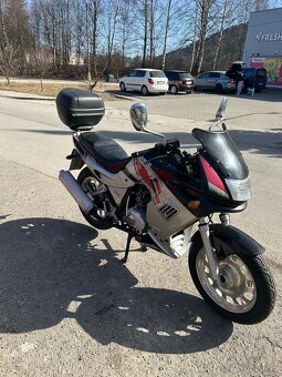 Kinroad XT125-18 - 4