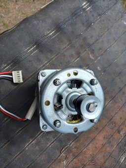 Elektromotor - 4
