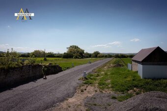 NA PREDAJ, Stavebné pozemky v IBV pre 9 rodinných domov pri - 4