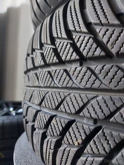 Bridgestone Blizzak RFT 225/50R18 - 4