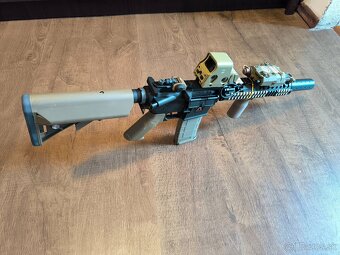 Airsoft m4 - 4