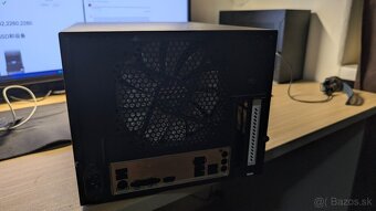 Fractal Design Node 304 - mini ITX skrinka - 4