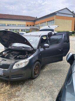 Rezervované Škoda Roomster 1.4 63kW LPG – nepojazdné, dočasn - 4