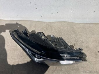 VW GOLF 8 VIII 2020- PRAVÉ PREDNÉ SVETLO IQ LIGHT - 4