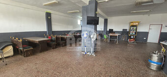 Obchodné centrum v obci Trhovište - 4