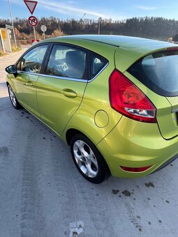 Ford Fiesta Titanium 1.4i 16 V - 4