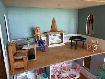 Drevený domček pre Barbie - 4