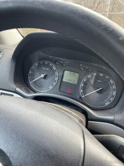 Škoda octavia 2 2.0 tdi 103kW - 4