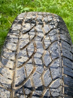 235/70r16 - 4
