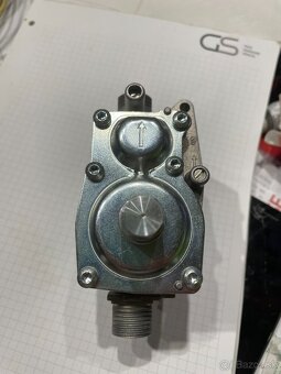 HONEYWELL ventil plynový VK8515MR4522 - 4