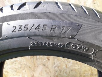 235/45 r17 letne pneumatiky - 4