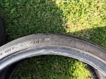 Pneumatiky Falken 225/35 R19 - 4
