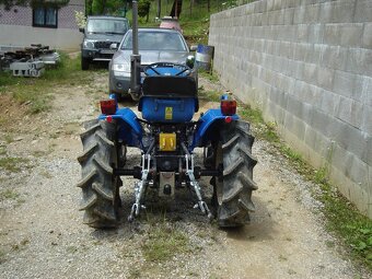 traktor Iseki TX 1510 pohon 4x4 - 4