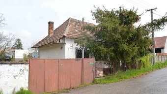 NA PREDAJ: rodinný dom s veľkorysým pozemkom 952m2 - Biely K - 4