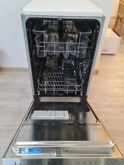 Predám umývačku riadu Electrolux - 4