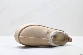 UGG TAZZ - 4