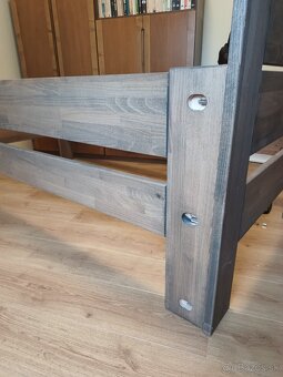 Rohová posteľ z masívu 100x200 cm - 4