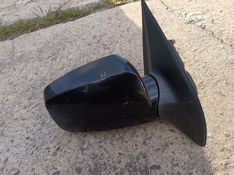 Kia sorento zadne svetlo a zrkadla - 4